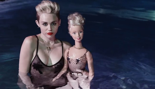 Miley-Cyrus-in-adore-you-music-vid