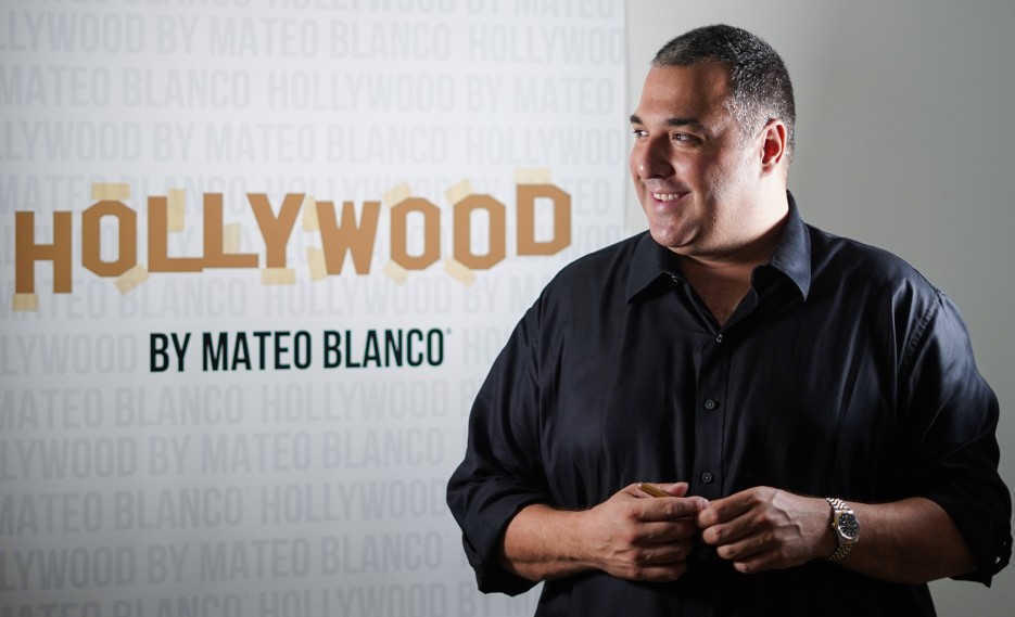 Hollywood - Mateo Blanco by Juan Tena 